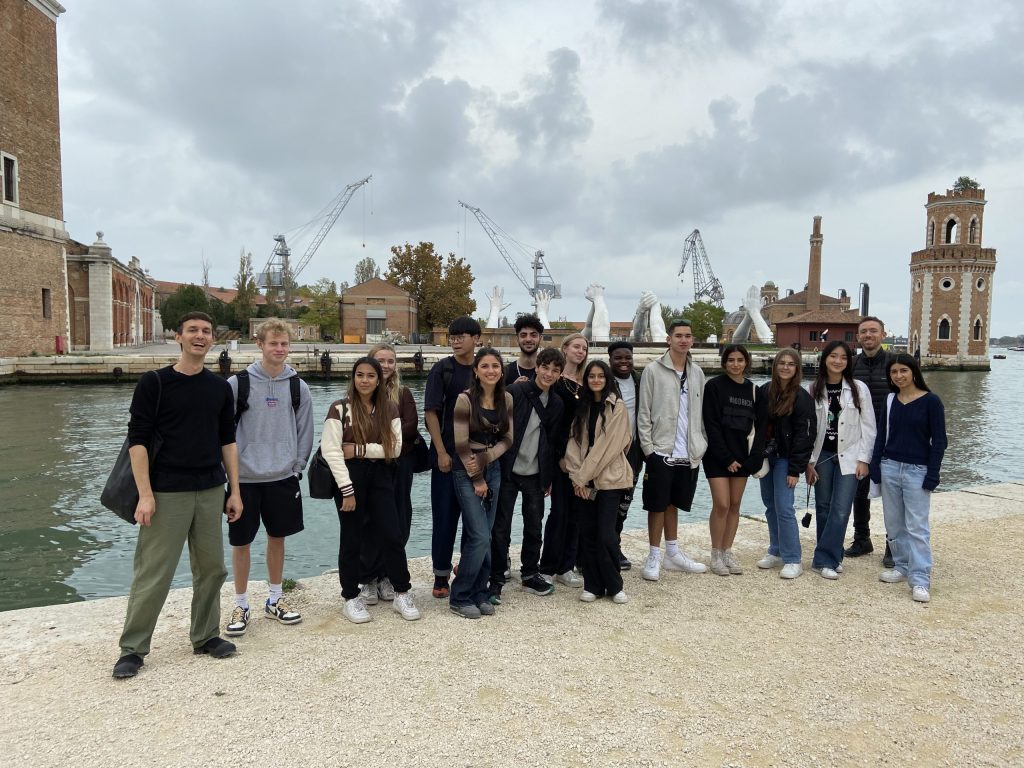 students in a group together in Venice